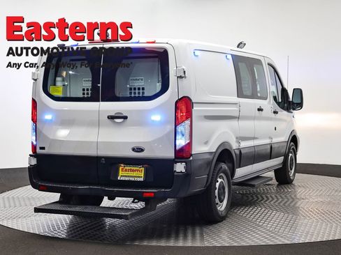 Used 2019 Ford Transit 250 130 Low Roof RWD image 5