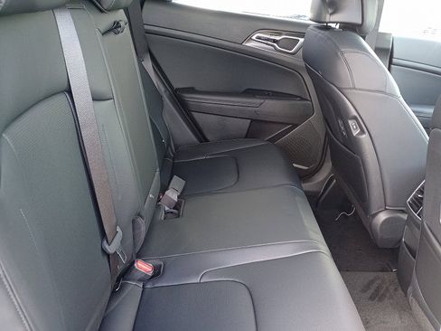 New 2026 Kia Sportage EX w/ EX Panoramic Sunroof Package image 8