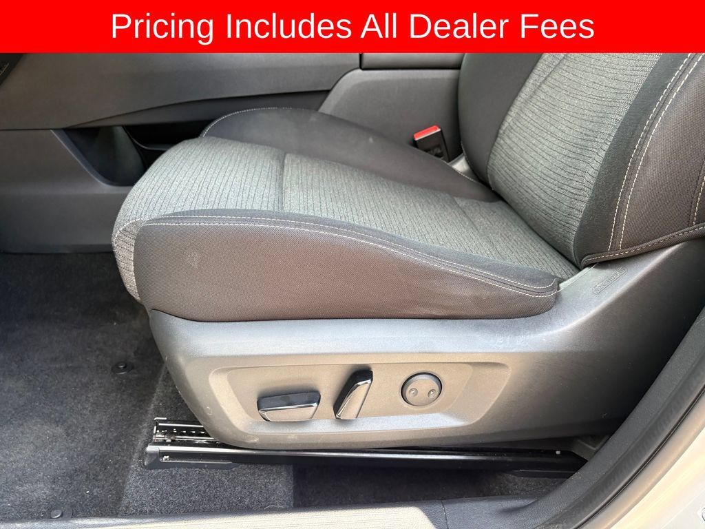 Used 2021 Nissan Rogue SV AWD/4WD image 27