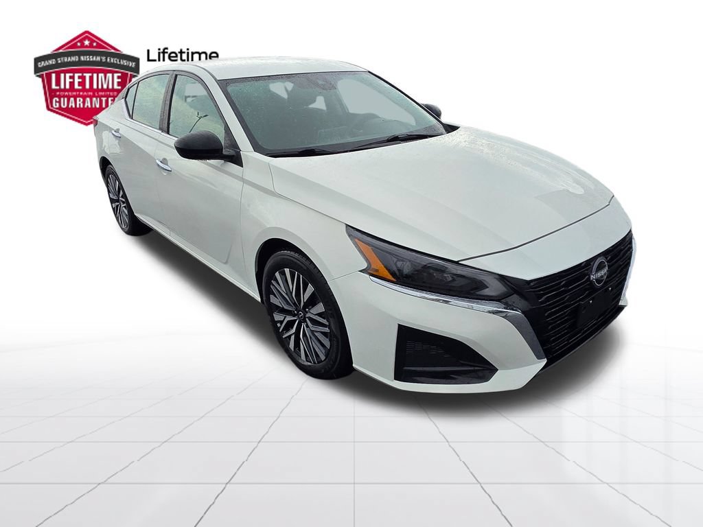 Certified 2025 Nissan Altima 2.5 SV FWD image 5