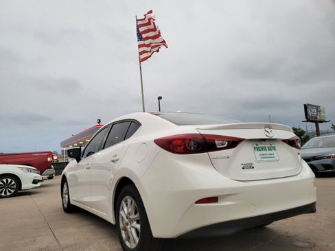 Used 2015 MAZDA MAZDA3 i Grand Touring FWD image 6