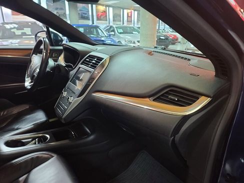 Used 2017 Lincoln MKC Select w/ Select Plus Package image 14
