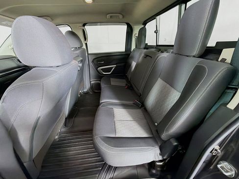 Used 2022 Nissan Titan SV w/ Accessory Utility Package image 20