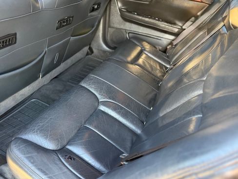 Used 2008 Cadillac DTS w/ Sun And Sound Package FWD image 20