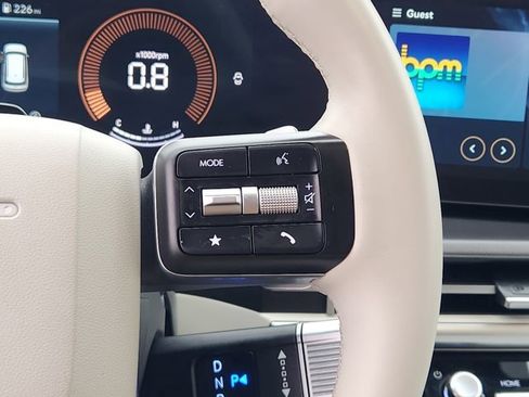 Used 2025 Hyundai Santa Fe SEL image 28