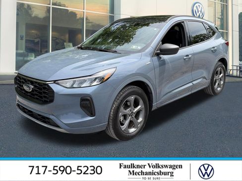 Used 2024 Ford Escape ST-Line w/ Tech Pack #1 AWD/4WD image 1
