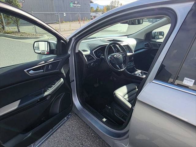Used 2020 Ford Edge SEL w/ Convenience Package AWD/4WD image 19