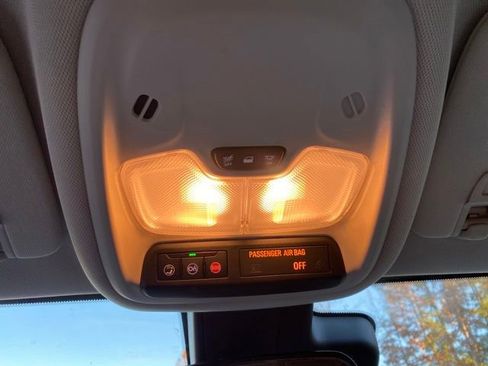 Used 2020 Buick Encore GX Preferred image 16