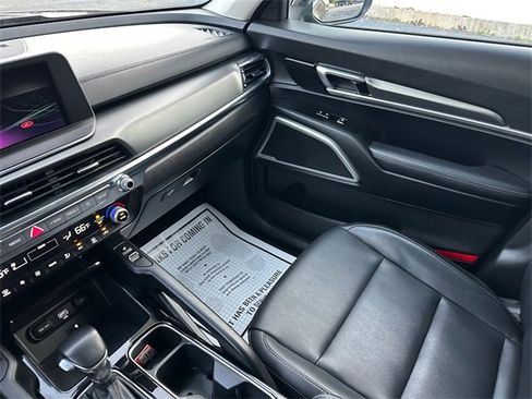 Used 2022 Kia Telluride S image 30