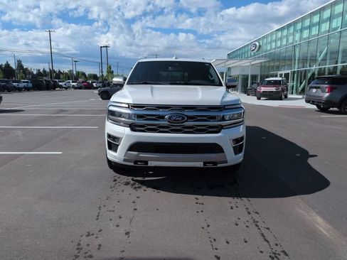 Certified 2022 Ford Expedition Max Platinum AWD/4WD image 2