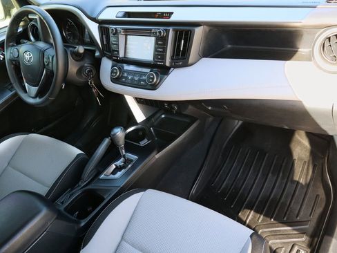 Used 2017 Toyota RAV4 XLE image 26