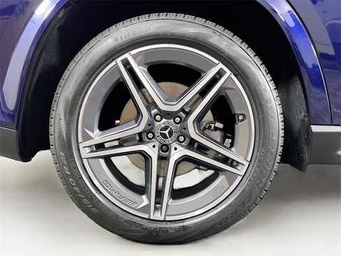 New 2026 Mercedes-Benz GLS 450 4MATIC image 37