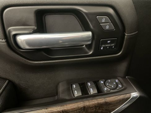 Used 2021 GMC Sierra 1500 Denali w/ Denali Ultimate Package AWD/4WD image 17