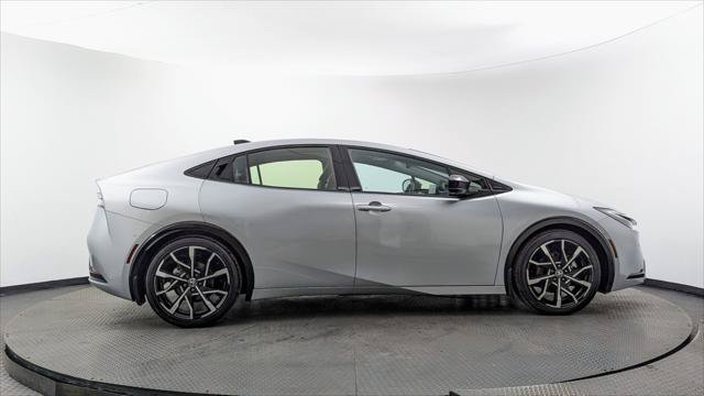 Used 2024 Toyota Prius Prime Premium w/ Advanced Technology Package FWD image 9