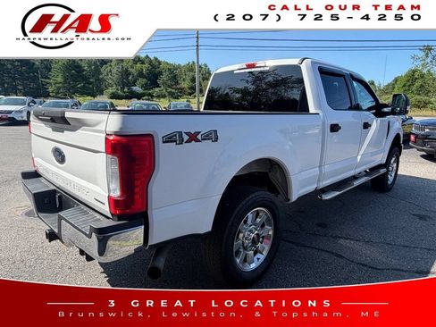 Used 2017 Ford F250 XLT w/ Snow Plow Prep Package AWD/4WD image 6
