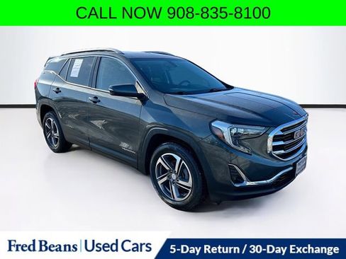 Used 2019 GMC Terrain SLT image 1