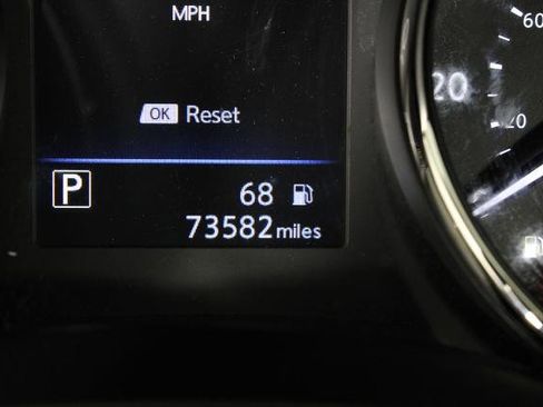 Certified 2020 Nissan Rogue Sport SV image 25