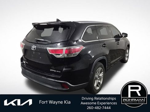 Used 2014 Toyota Highlander Limited Platinum AWD/4WD image 6