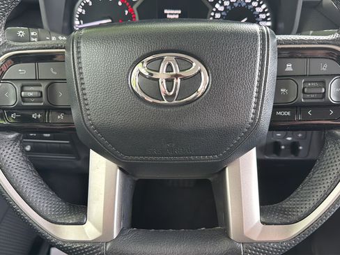 Used 2024 Toyota Tundra SR5 w/ SR5 Premium Package AWD/4WD image 22
