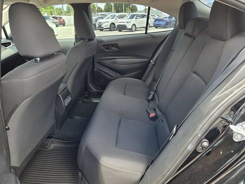 Used 2025 Toyota Corolla LE FWD image 14