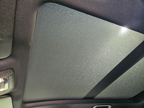 Certified 2025 Mercedes-Benz GLE 450 4MATIC image 30