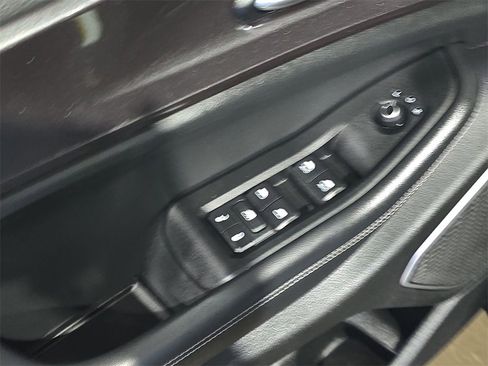 Used 2022 Jeep Grand Cherokee Altitude image 18