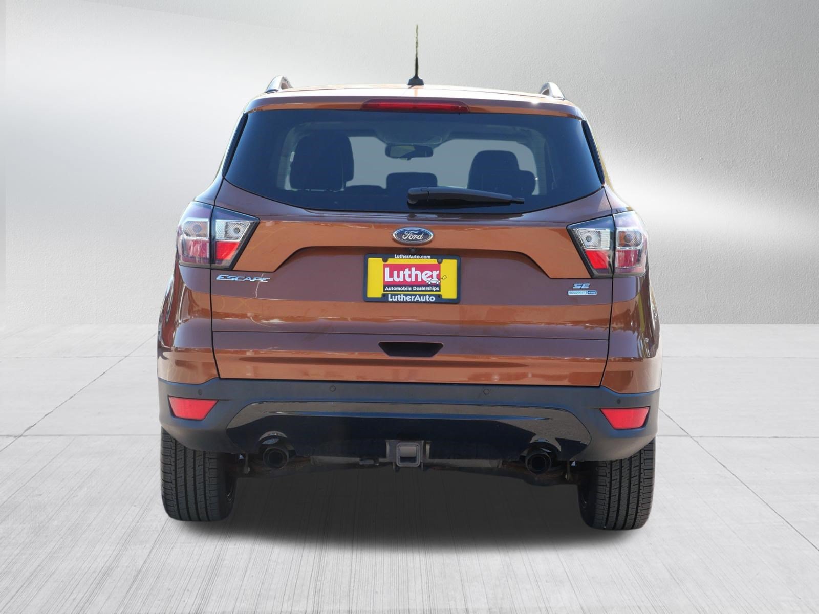 Used 2017 Ford Escape SE w/ Equipment Group 201A AWD/4WD image 6
