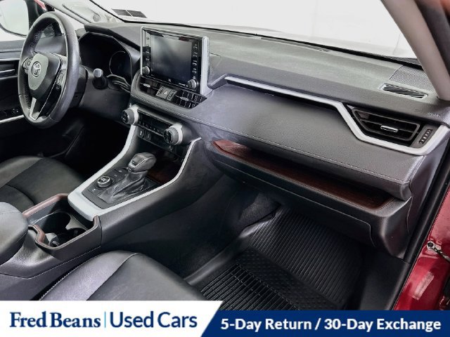 Used 2021 Toyota RAV4 Limited AWD/4WD image 37