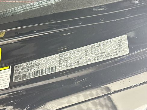 New 2025 Jeep Gladiator Rubicon w/ Convenience Group image 19