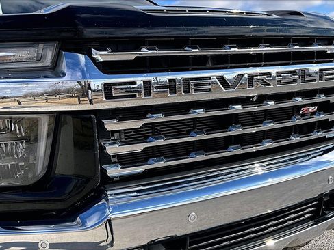 Used 2020 Chevrolet Silverado 3500 LTZ w/ LTZ Premium Package image 27
