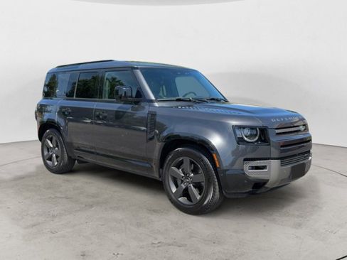 Used 2022 Land Rover Defender 110 X-Dynamic SE AWD/4WD image 2