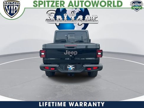 New 2026 Jeep Gladiator Rubicon w/ Steel Power Dome Hood Package AWD/4WD image 8