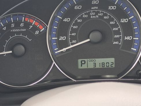 Used 2010 Subaru Forester 2.5X Premium AWD/4WD image 35