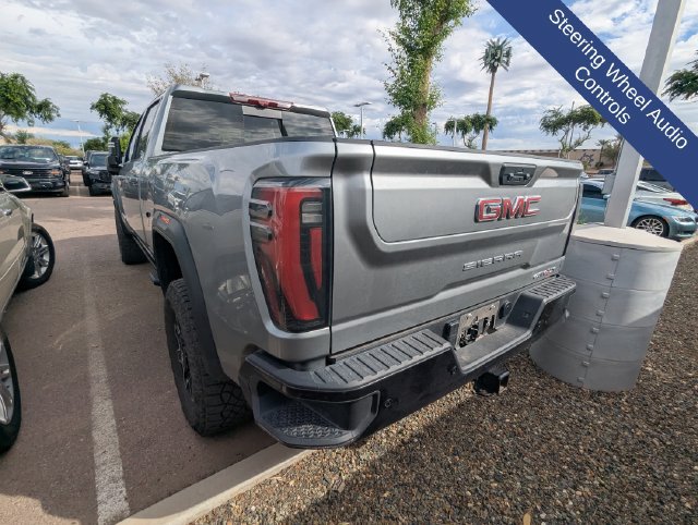 Used 2025 GMC Sierra 2500 AT4X AWD/4WD image 9