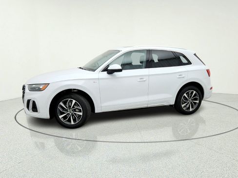 Used 2023 Audi Q5 2.0T Premium w/ Convenience Package AWD/4WD image 15
