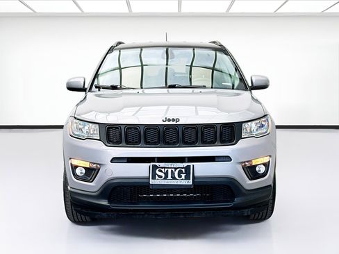 Used 2019 Jeep Compass Altitude image 2