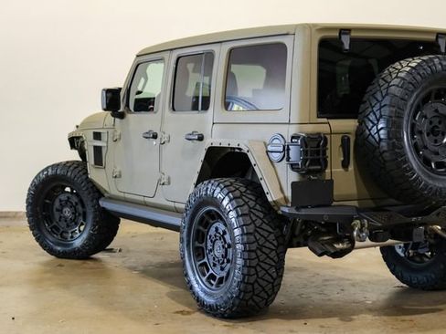 Used 2025 Jeep Wrangler Unlimited Rubicon 392 AWD/4WD image 47