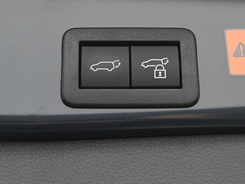 Used 2026 Toyota RAV4 SE w/ Convenience Package AWD/4WD image 34
