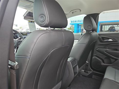 New 2026 Chevrolet Trax LT w/ Driver Confidence Package image 11