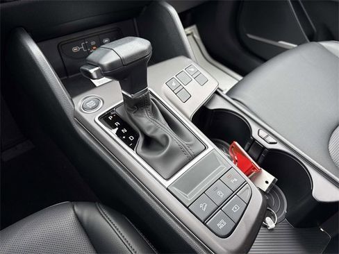 New 2026 Kia Sportage EX w/ EX Panorama Roof Package image 22