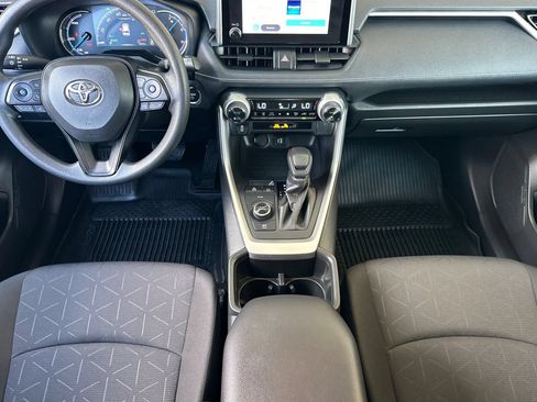 Used 2025 Toyota RAV4 XLE w/ Convenience Package AWD/4WD image 10