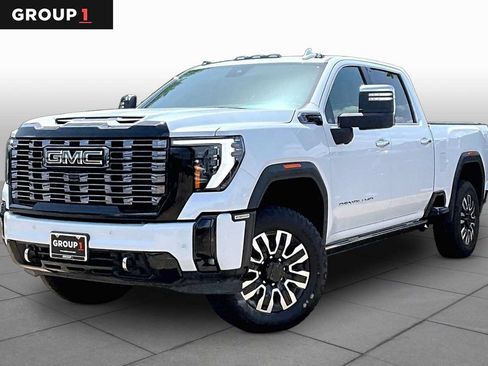 Used 2026 GMC Sierra 2500 Denali Ultimate AWD/4WD image 1