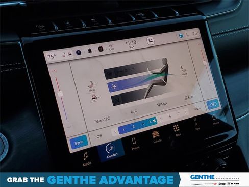 Certified 2024 Jeep Grand Cherokee Limited image 19