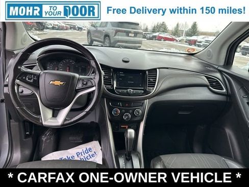 Used 2019 Chevrolet Trax LT w/ LT Convenience Package image 30