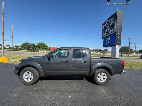 Used 2011 Nissan Frontier SV w/ SV Premium Utility Pkg RWD image 7