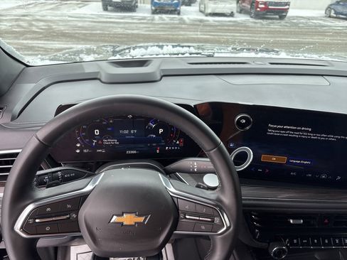 Used 2025 Chevrolet Tahoe LS image 19