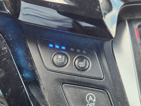 Used 2018 Honda Odyssey Elite image 12