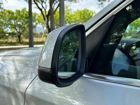 Used 2024 BMW X3 xDrive30i AWD/4WD image 27