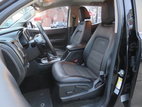 Used 2016 GMC Canyon SLE w/ All Terrain Package image 12