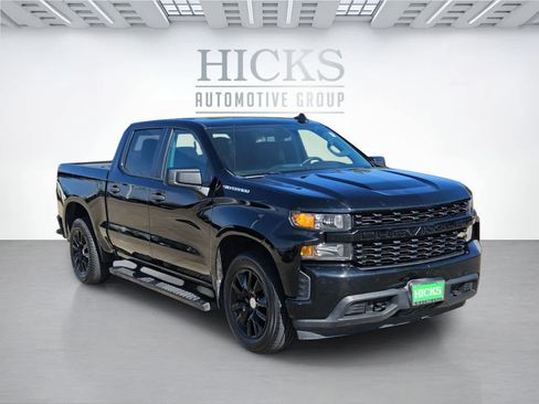 Used 2021 Chevrolet Silverado 1500 Custom image 3